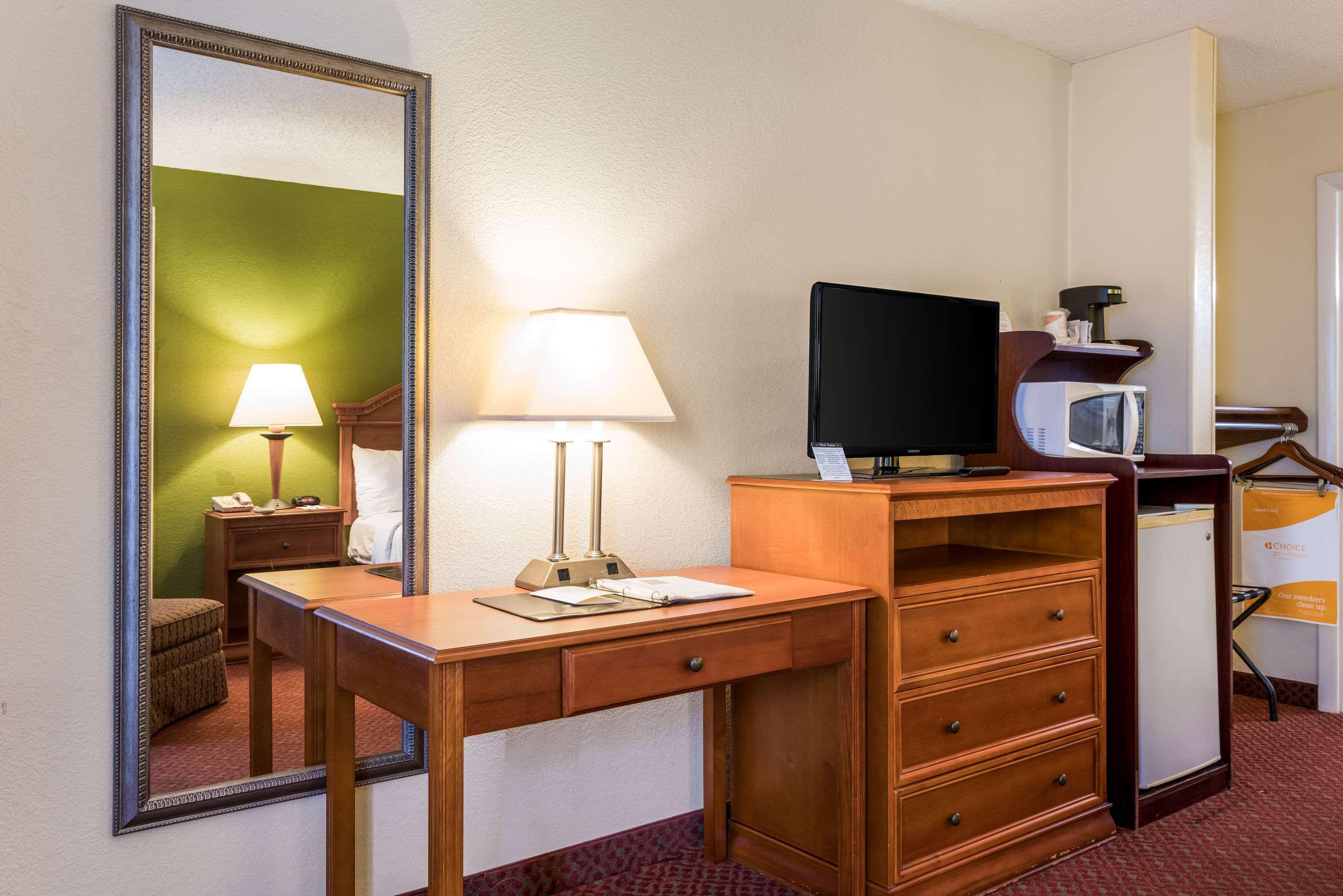 Quality Inn North Battleboro Exterior foto